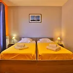 Lägenhet Lantana Luxury