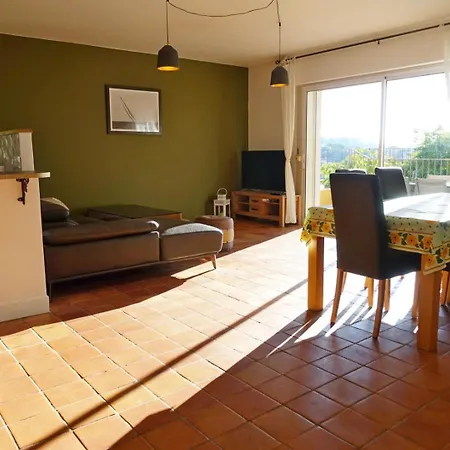 Lantana Luxury